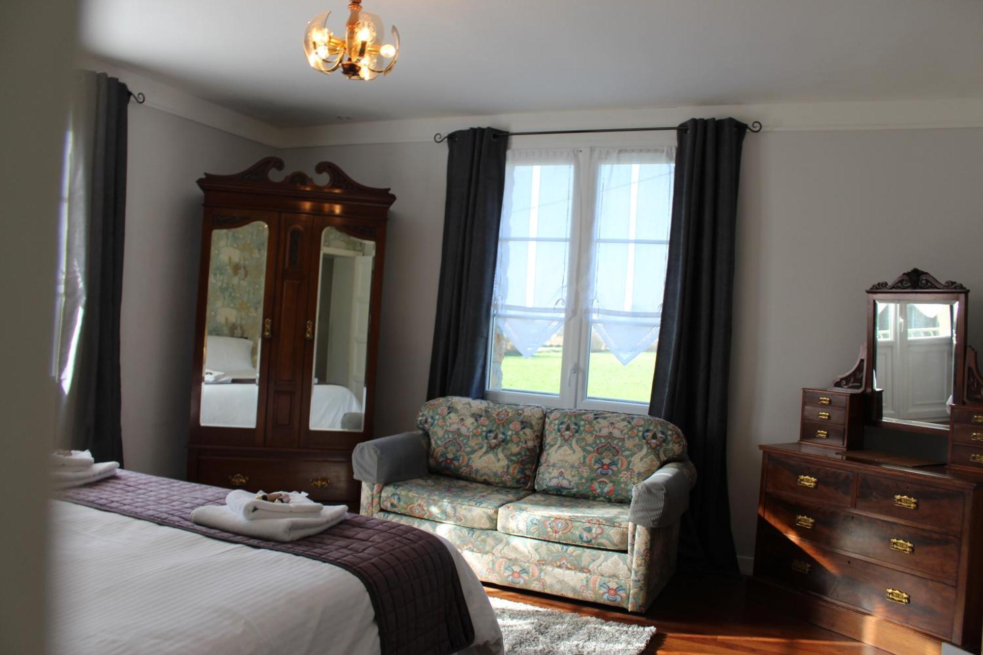 Le Clos Castel Raids Exterior photo